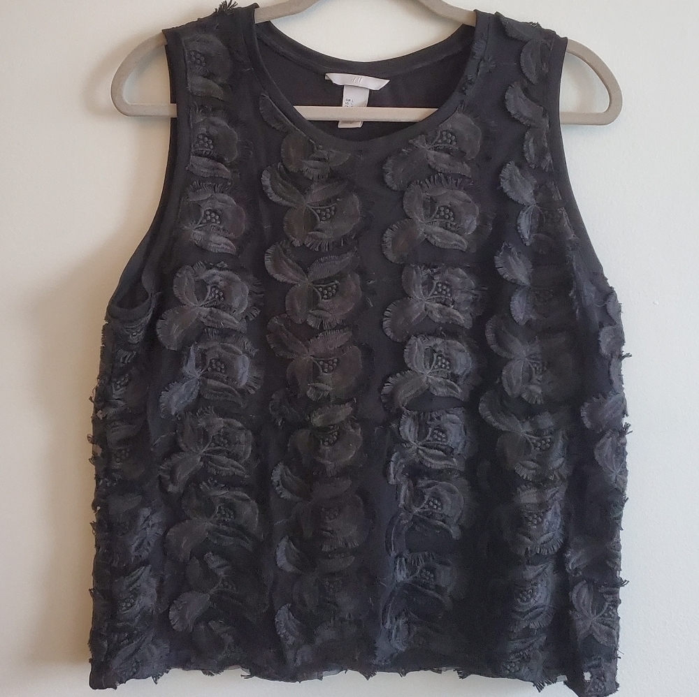H&M Large Black Textured Sleeveless Blouse